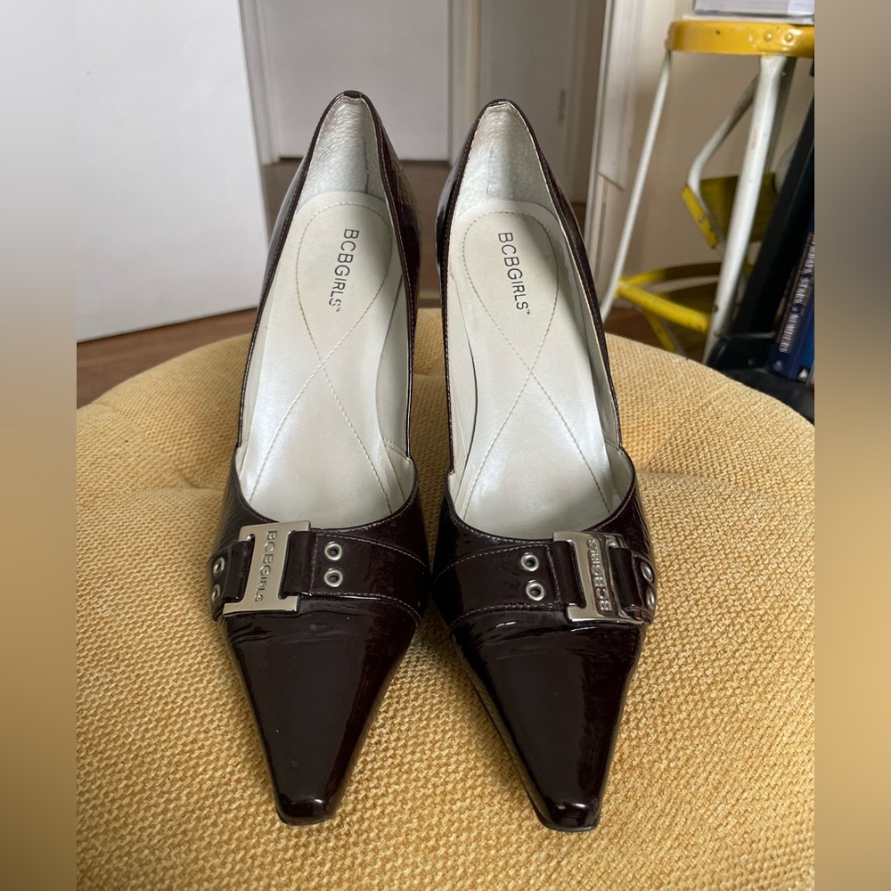 BCBGirls pointy toe heels size 8